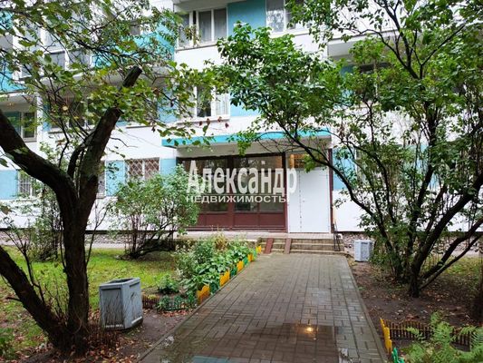 Продам однокомнатную (1-комн.) квартиру, Наличная ул, 36к4, Санкт-Петербург г