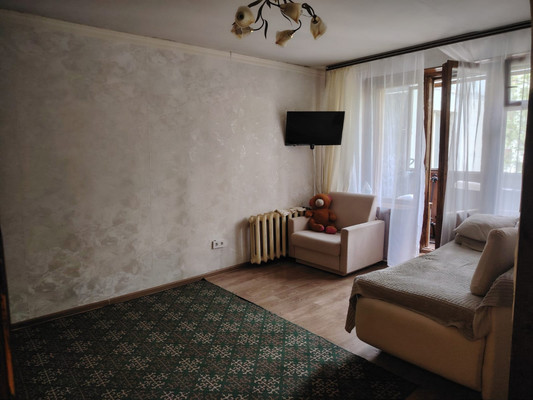 Продам однокомнатную (1-комн.) квартиру, Плеханова ул, 26к1, Москва г
