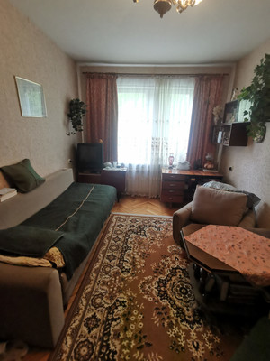 Продам однокомнатную (1-комн.) квартиру, 11-я Парковая ул, 34, Москва г