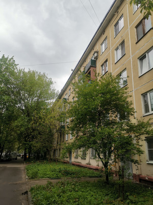 Продам однокомнатную (1-комн.) квартиру, 11-я Парковая ул, 34, Москва г