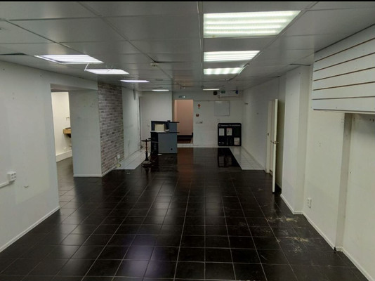 Продам коммерческое помещение 107 м2, Земляной Вал ул, 2, Москва г