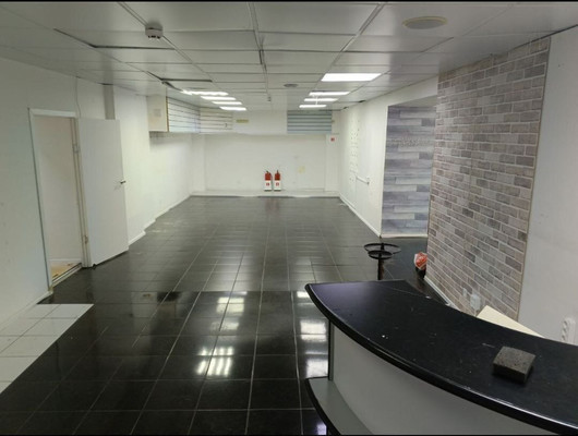 Продам коммерческое помещение 107 м2, Земляной Вал ул, 2, Москва г