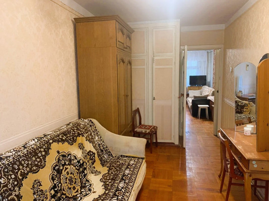 Продам двухкомнатную (2-комн.) квартиру, Молодежная ул, 23Б, Краснодар г