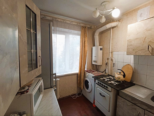 Продам двухкомнатную (2-комн.) квартиру, Молодежная ул, 23Б, Краснодар г