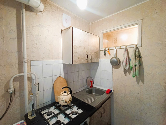 Продам двухкомнатную (2-комн.) квартиру, Молодежная ул, 23Б, Краснодар г