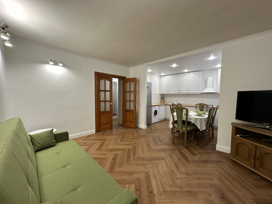 Продам многокомнатную квартиру, Чистопольская ул, 10/8, Казань г