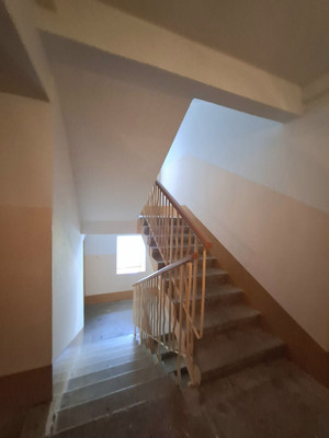 Продам многокомнатную квартиру, 34-й мкр, 15Г, Октябрьский г