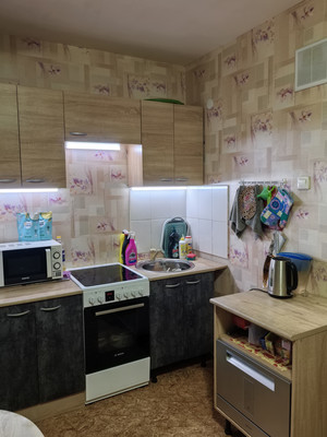 Продам однокомнатную (1-комн.) квартиру, Радужный кв-л, 1, Черемхово г