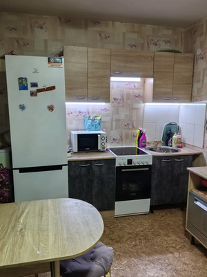 Продам однокомнатную (1-комн.) квартиру, Радужный кв-л, 1, Черемхово г