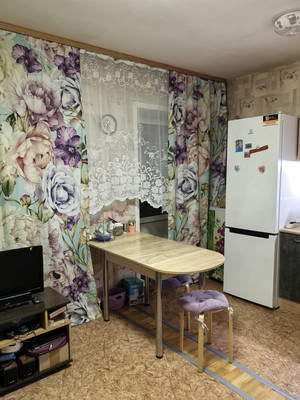 Продам однокомнатную (1-комн.) квартиру, Радужный кв-л, 1, Черемхово г
