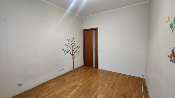 Продам трехкомнатную (3-комн.) квартиру, Искровский пр-кт, 22, Санкт-Петербург г