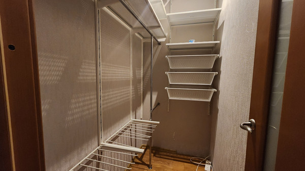 Продам трехкомнатную (3-комн.) квартиру, Искровский пр-кт, 22, Санкт-Петербург г