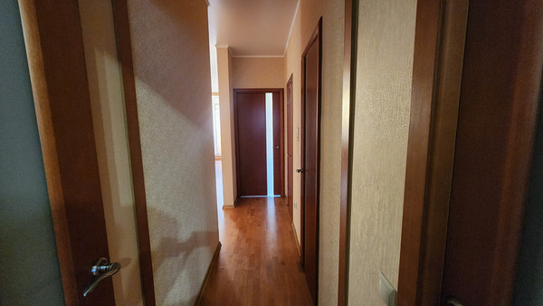 Продам трехкомнатную (3-комн.) квартиру, Искровский пр-кт, 22, Санкт-Петербург г