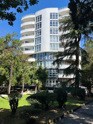 Продам двухкомнатную (2-комн.) квартиру, Мисхорский парк, 10, Кореиз пгт