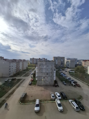 Продам многокомнатную квартиру, 34-й мкр, 15Г, Октябрьский г