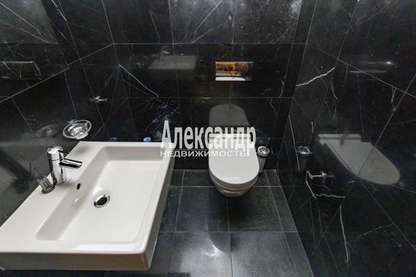 Продам двухкомнатную (2-комн.) квартиру, Парадная ул, 3к2, Санкт-Петербург г