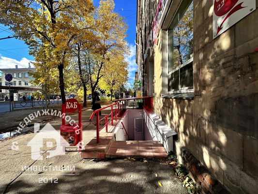 Продам торговое помещение 233,3 м2, Первомайский (Первомайский р-н) пр-кт, 30, Петрозаводск г