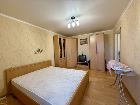 Продам трехкомнатную (3-комн.) квартиру, Брембольская ул, 28, Переславль-Залесский г