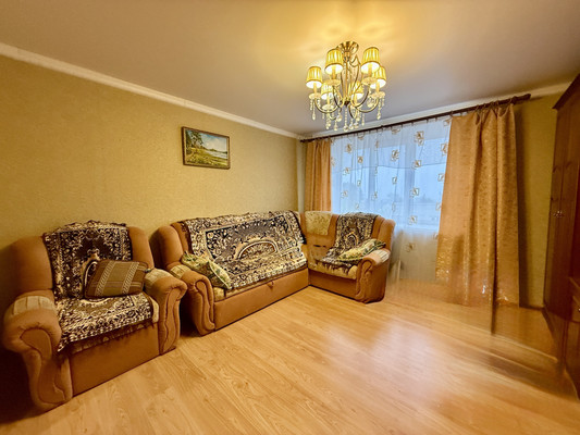 Продам трехкомнатную (3-комн.) квартиру, Брембольская ул, 28, Переславль-Залесский г