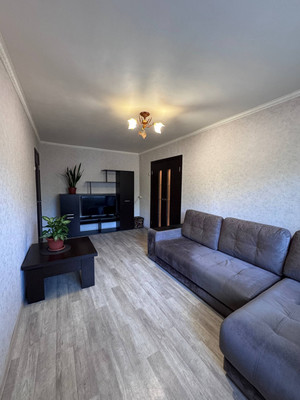 Продам двухкомнатную (2-комн.) квартиру, Тельмана ул, 86, Брянск г