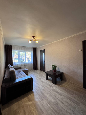 Продам двухкомнатную (2-комн.) квартиру, Тельмана ул, 86, Брянск г