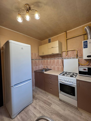 Продам двухкомнатную (2-комн.) квартиру, Тельмана ул, 86, Брянск г