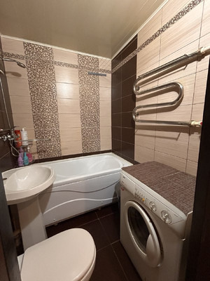 Продам двухкомнатную (2-комн.) квартиру, Тельмана ул, 86, Брянск г