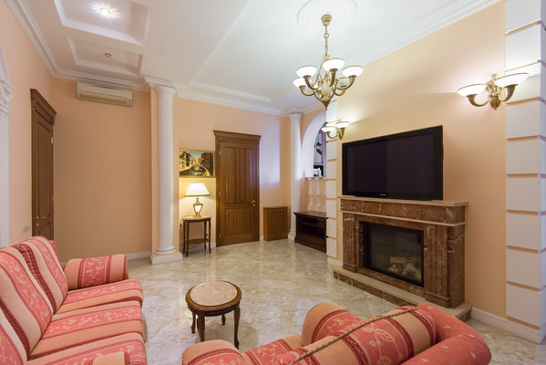 Продам трехкомнатную (3-комн.) квартиру, Семашко пер, 48А, Ростов-на-Дону г