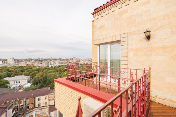 Продам трехкомнатную (3-комн.) квартиру, Семашко пер, 48А, Ростов-на-Дону г