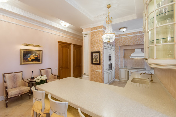 Продам многокомнатную квартиру, Семашко пер, 48А, Ростов-на-Дону г
