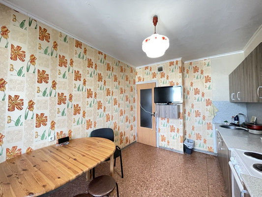 Продам двухкомнатную (2-комн.) квартиру, Маршала Савицкого ул, 22к2, Москва г