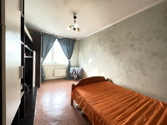 Продам двухкомнатную (2-комн.) квартиру, Маршала Савицкого ул, 22к2, Москва г