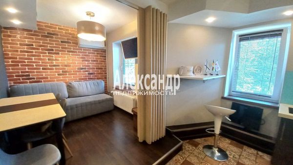 Продам двухкомнатную (2-комн.) квартиру, Токарева ул, 6, Сестрорецк г