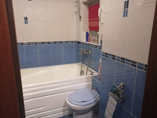 Продам трехкомнатную (3-комн.) квартиру, Пулковская ул, 6к3, Санкт-Петербург г