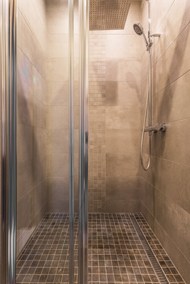 Продам двухкомнатную (2-комн.) квартиру, Малый В.О. пр-кт, 64к1, Санкт-Петербург г