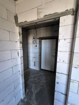 Продам однокомнатную (1-комн.) квартиру, Парковая ул, 2к2, Белоглинка с