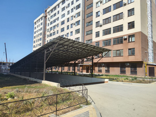 Продам однокомнатную (1-комн.) квартиру, Парковая ул, 2к2, Белоглинка с