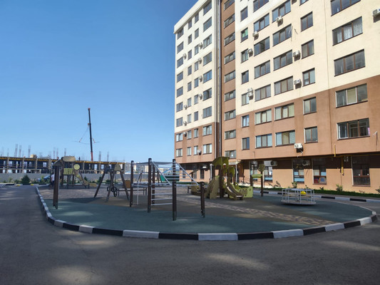 Продам однокомнатную (1-комн.) квартиру, Парковая ул, 2к2, Белоглинка с