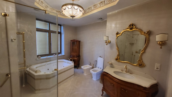 Продам трехкомнатную (3-комн.) квартиру, Академика Туполева наб, 15, Москва г