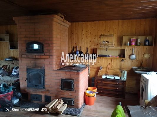 Продам дом, 337, Волхов п, 120 км от города