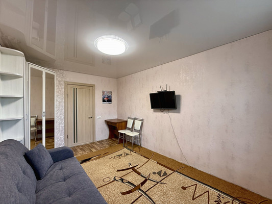 Продам двухкомнатную (2-комн.) квартиру, Ульянова Дмитрия ул, 20, Ялта г