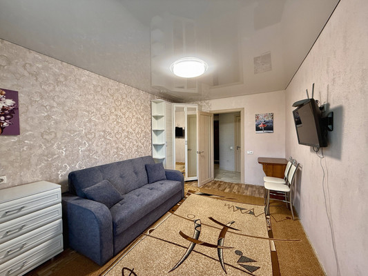 Продам двухкомнатную (2-комн.) квартиру, Ульянова Дмитрия ул, 20, Ялта г