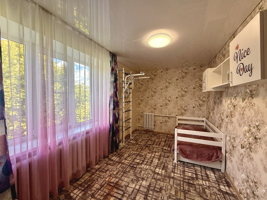 Продам двухкомнатную (2-комн.) квартиру, Ульянова Дмитрия ул, 20, Ялта г