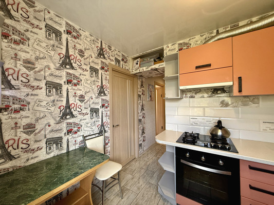 Продам двухкомнатную (2-комн.) квартиру, Ульянова Дмитрия ул, 20, Ялта г