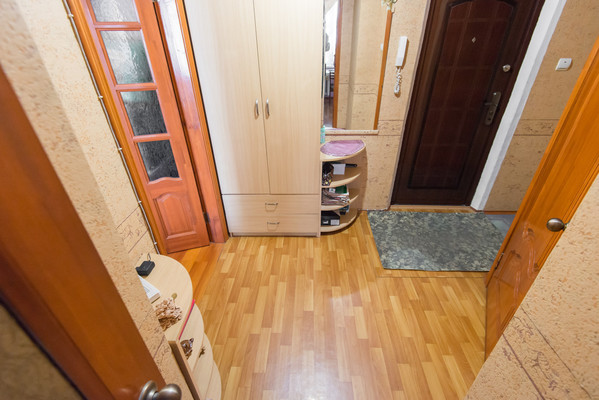 Продам однокомнатную (1-комн.) квартиру, Таганрогская ул, 112В, Ростов-на-Дону г