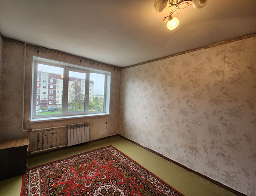 Продам двухкомнатную (2-комн.) квартиру, 5, Торосово д