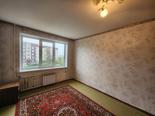 Продам двухкомнатную (2-комн.) квартиру, 5, Торосово д