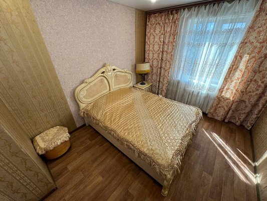 Продам двухкомнатную (2-комн.) квартиру, Комсомольская ул, 71к4, Комсомольск-на-Амуре г