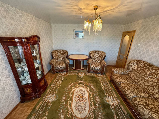Продам двухкомнатную (2-комн.) квартиру, Комсомольская ул, 71к4, Комсомольск-на-Амуре г