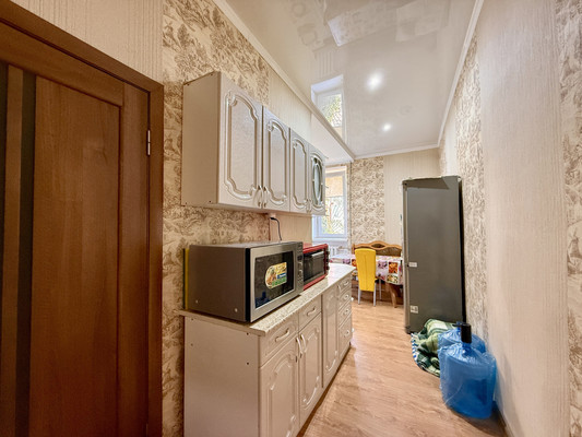 Продам трехкомнатную (3-комн.) квартиру, Набережная ул, 7, Саки г